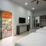 Casa Kaoba Hotel & Suites